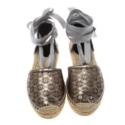 Oscar De La Renta Metallic Anthracite Laser Cut Leather Adriana Espadrille Flat Sandals Size 39 For Women 12 Oscar De La Renta Metallic Anthracite Laser Cut Leather Adriana Espadrille Flat Sandals Size 39 For Women -Oscar de la Renta Sales Shop luxury women oscar de la rentaslug new shoes p165598 005