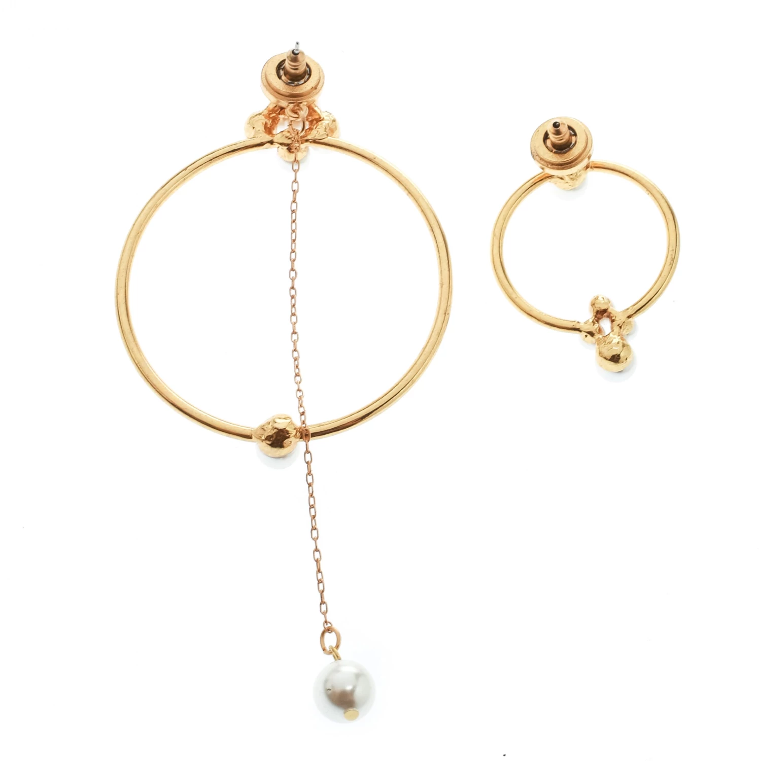 Oscar De La Renta Even Odd Faux Pearl Gold Tone Earrings For Women 6 Oscar De La Renta Even Odd Faux Pearl Gold Tone Earrings For Women - Image 4