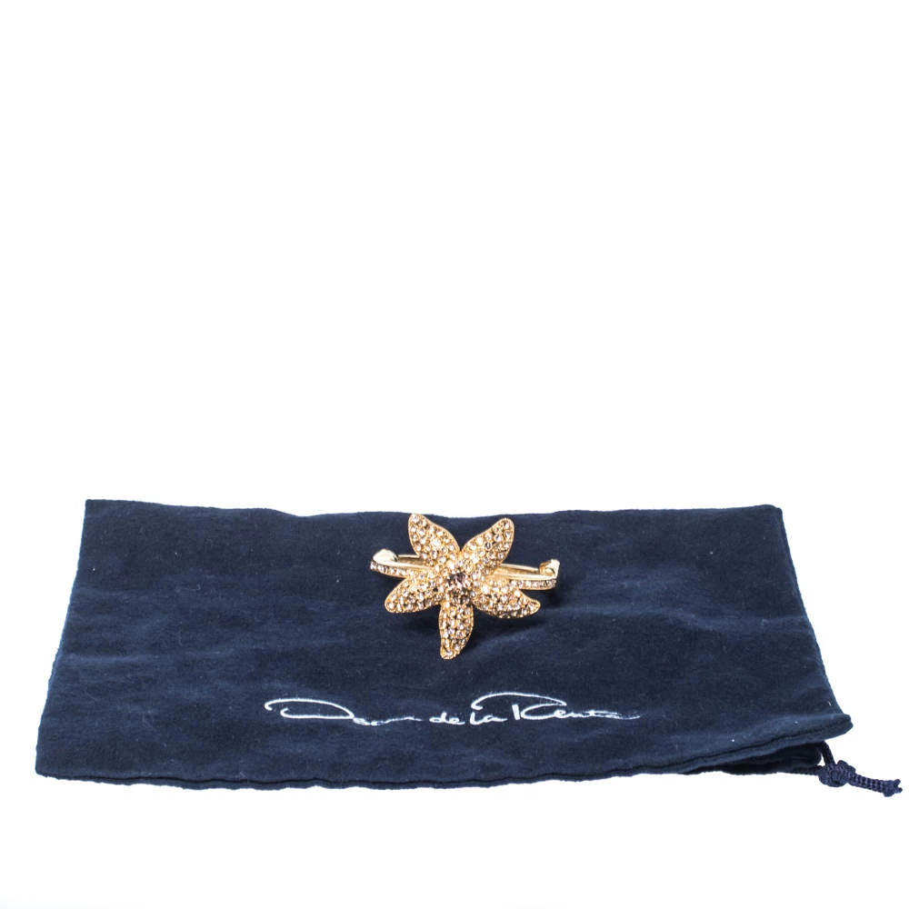 Oscar De La Renta Crystal Embedded Gold Tone Starfish Bracelet For Women 10 Oscar De La Renta Crystal Embedded Gold Tone Starfish Bracelet For Women - Image 8