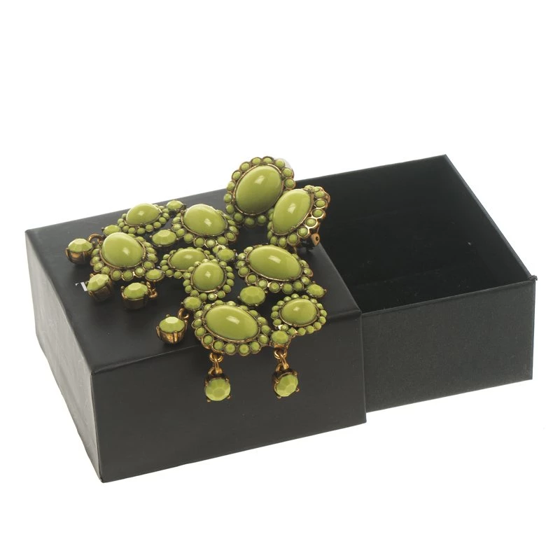 Oscar De La Renta Green Resin Gold Tone Chandelier Clip-on Earrings For Women 8 Oscar De La Renta Green Resin Gold Tone Chandelier Clip-on Earrings For Women - Image 6