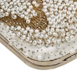 Oscar De La Renta White Satin Embellished Crown Goa Clutch For Women 23 Oscar De La Renta White Satin Embellished Crown Goa Clutch For Women -Oscar de la Renta Sales Shop luxury women oscar de la rentaslug used handbags p582837 006