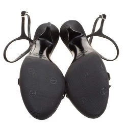 Oscar De La Renta Black Satin Crystal Bow Embellished Ankle Strap Sandals Size 37 For Women 15 Oscar De La Renta Black Satin Crystal Bow Embellished Ankle Strap Sandals Size 37 For Women -Oscar de la Renta Sales Shop luxury women oscar de la rentaslug used shoes p123811 0006