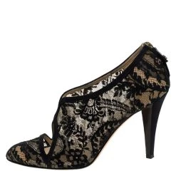Oscar De La Renta Black Lace Cut Out V Neck Pumps Size 39 For Women