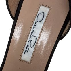 Oscar De La Renta Black Satin Bow Heel Pumps Size 38.5 For Women -Oscar de la Renta Sales Shop luxury women oscar de la rentaslug used shoes p255557 006