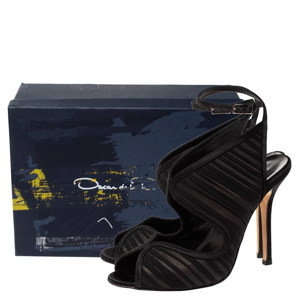 Oscar De La Renta Black Satin And Fabric Suzy Ankle Strap Sandals Size 38.5 For Women 10 Oscar De La Renta Black Satin And Fabric Suzy Ankle Strap Sandals Size 38.5 For Women - Image 8