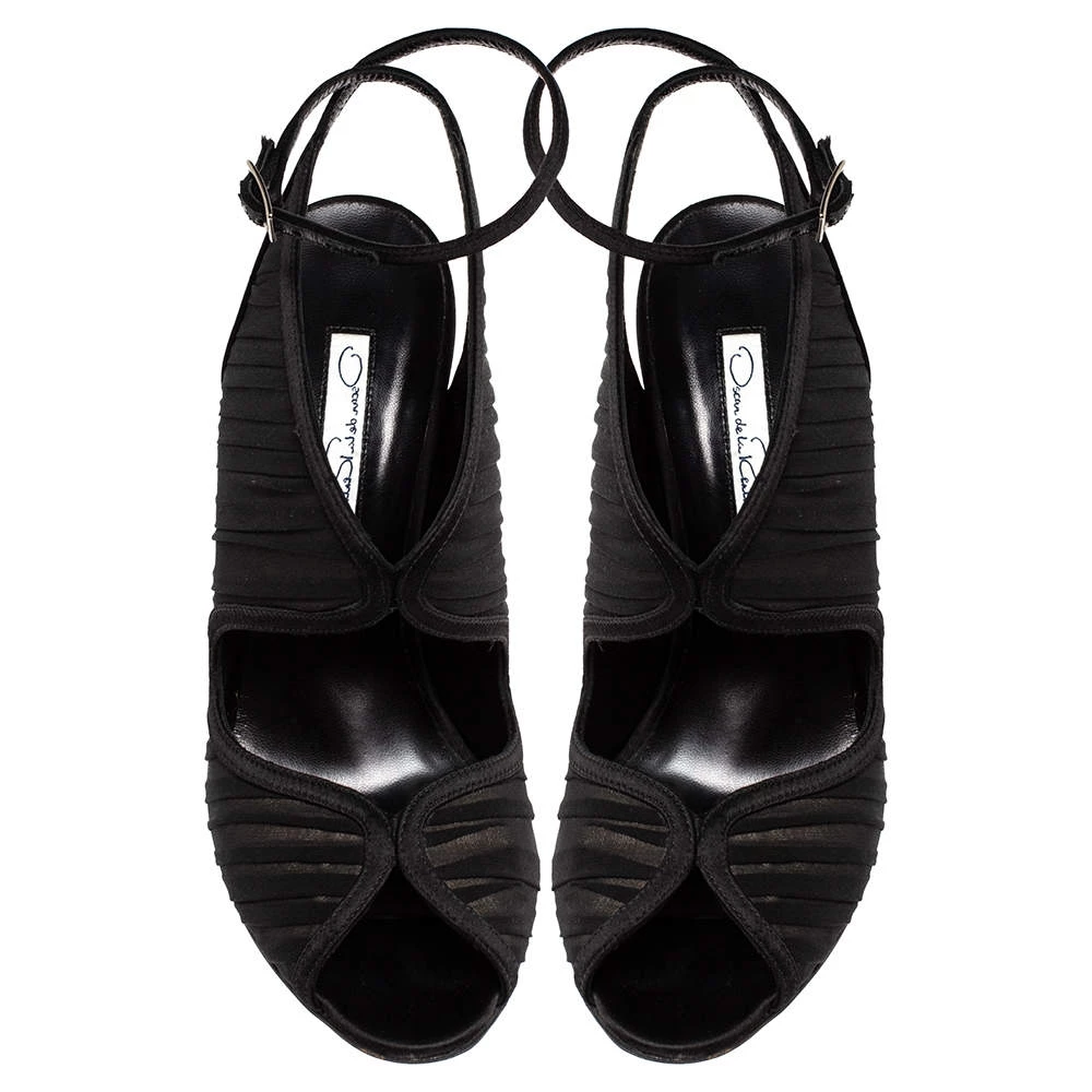 Oscar De La Renta Black Satin And Fabric Suzy Ankle Strap Sandals Size 38.5 For Women 5 Oscar De La Renta Black Satin And Fabric Suzy Ankle Strap Sandals Size 38.5 For Women - Image 3