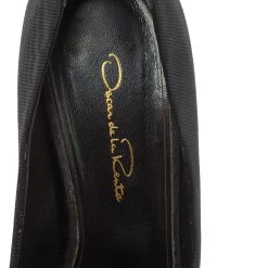 Oscar De La Renta Black Satin Colette Round Toe Pumps Size 38 For Women -Oscar de la Renta Sales Shop luxury women oscar de la rentaslug used shoes p338503 001