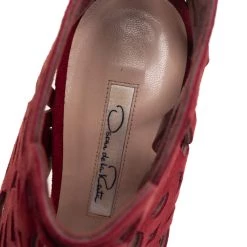 Oscar De La Renta Red Suede Cage Sandals Size 38.5 For Women 16 Oscar De La Renta Red Suede Cage Sandals Size 38.5 For Women -Oscar de la Renta Sales Shop luxury women oscar de la rentaslug used shoes p442439 007