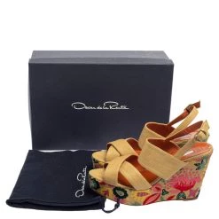 Oscar De La Renta Beige Fabric Wedge Sandals Size 38 For Women -Oscar de la Renta Sales Shop luxury women oscar de la rentaslug used shoes p458921 009