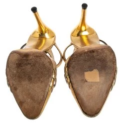 Oscar De La Renta Metallic Gold Leather Carmen Mule Sandals Size 39 For Women 15 Oscar De La Renta Metallic Gold Leather Carmen Mule Sandals Size 39 For Women -Oscar de la Renta Sales Shop luxury women oscar de la rentaslug used shoes p469609 005