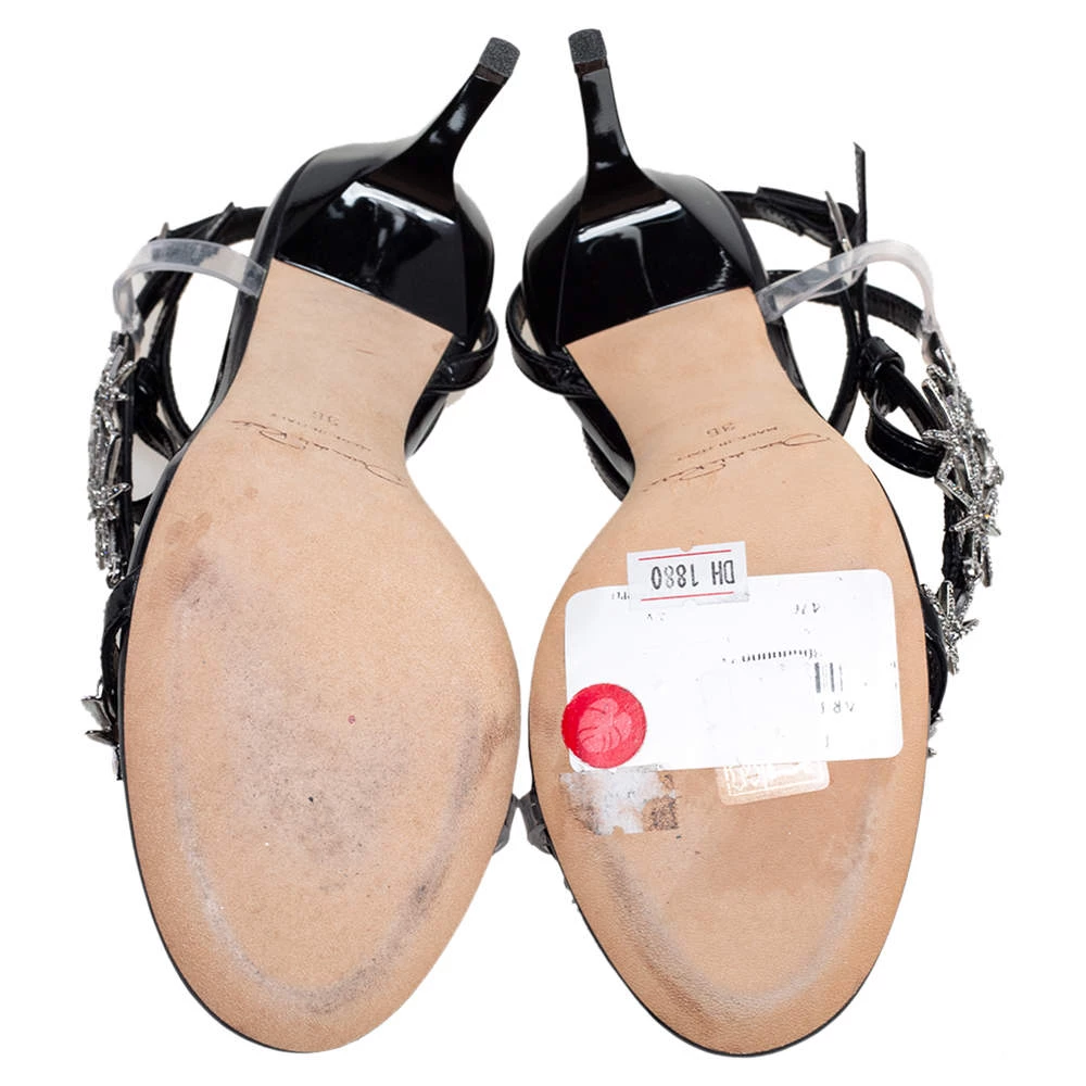 Oscar De La Renta Black Patent Leather Star Embellished Sandals Size 36 For Women 8 Oscar De La Renta Black Patent Leather Star Embellished Sandals Size 36 For Women - Image 6