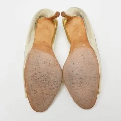 Oscar De La Renta Gold Leather Peep-Toe Pumps Size 37 For Women 16 Oscar De La Renta Gold Leather Peep-Toe Pumps Size 37 For Women -Oscar de la Renta Sales Shop luxury women oscar de la rentaslug used shoes p631078 004