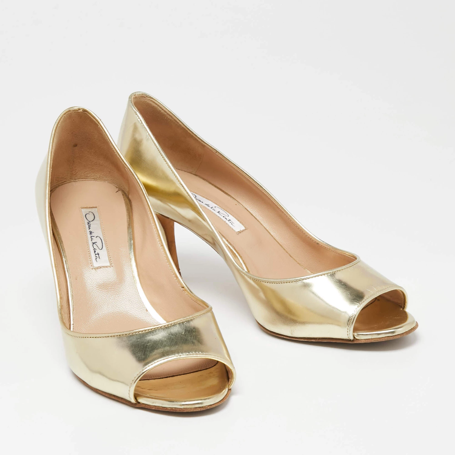 Oscar De La Renta Gold Leather Peep-Toe Pumps Size 37 For Women 6 Oscar De La Renta Gold Leather Peep-Toe Pumps Size 37 For Women - Image 4