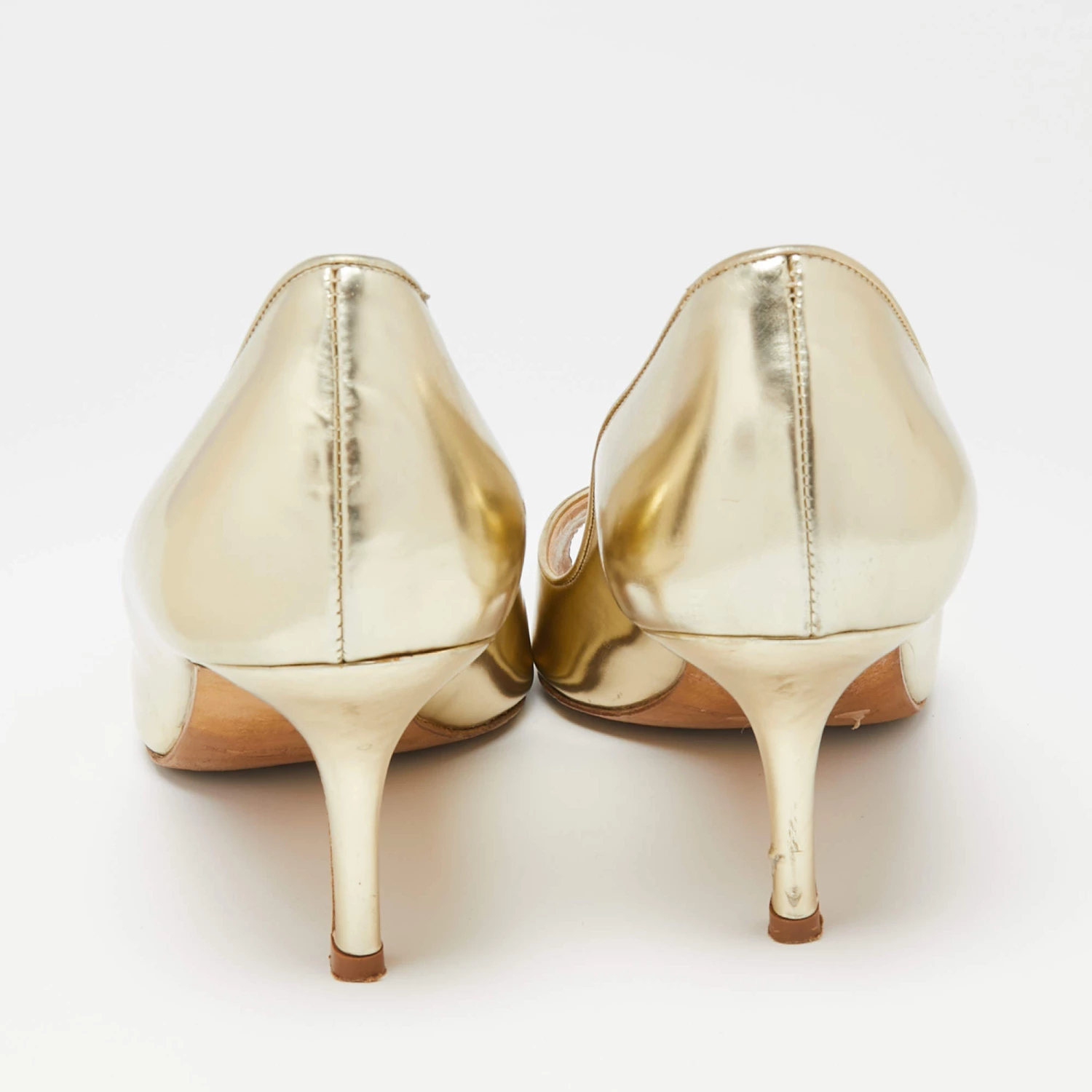 Oscar De La Renta Gold Leather Peep-Toe Pumps Size 37 For Women 7 Oscar De La Renta Gold Leather Peep-Toe Pumps Size 37 For Women - Image 5