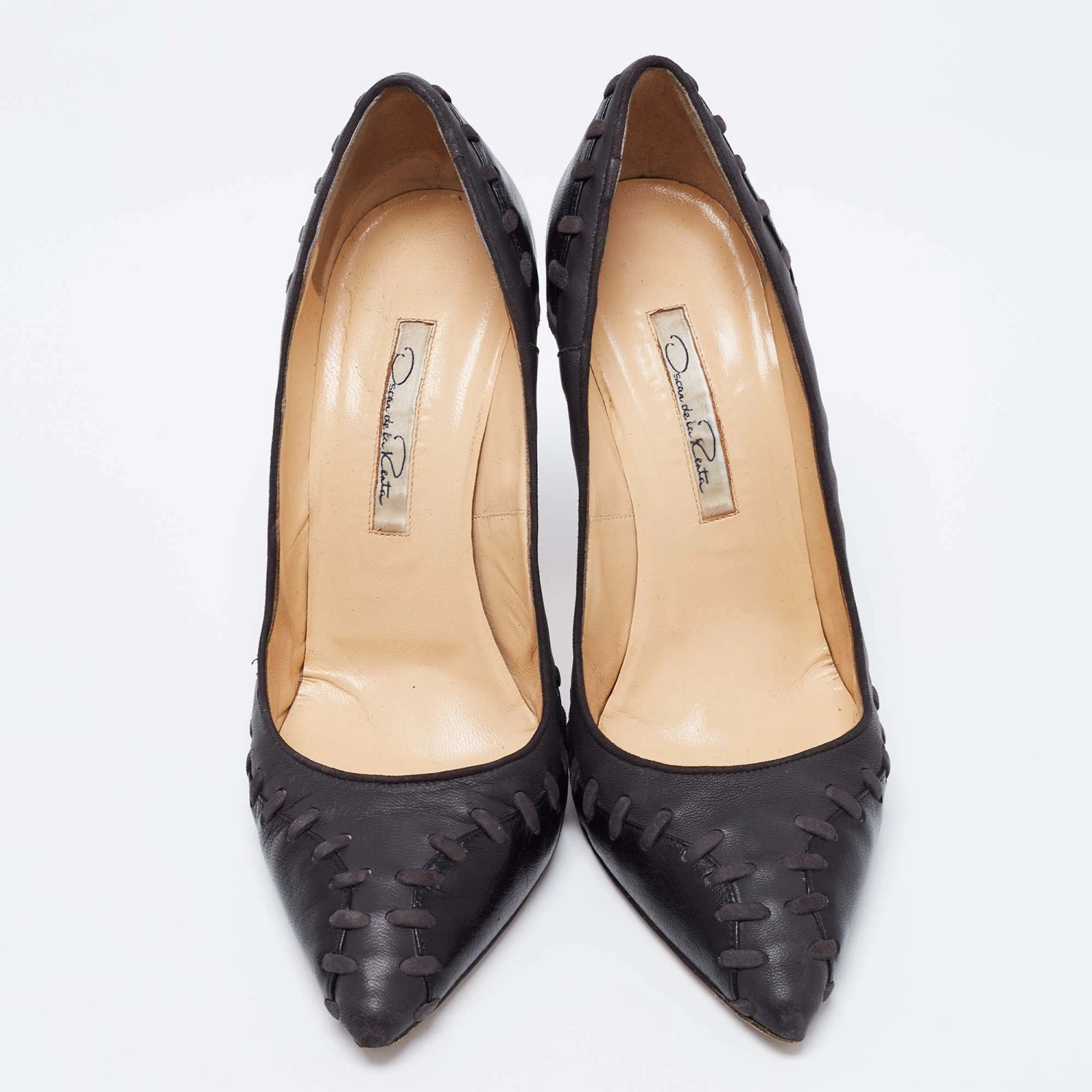 Oscar De La Renta Black Leather Pumps Size 38 For Women 5 Oscar De La Renta Black Leather Pumps Size 38 For Women - Image 3